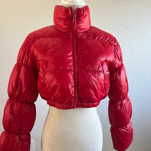 H&M Red Puffer Coat Crop New with Tags - Picture 7 of 9